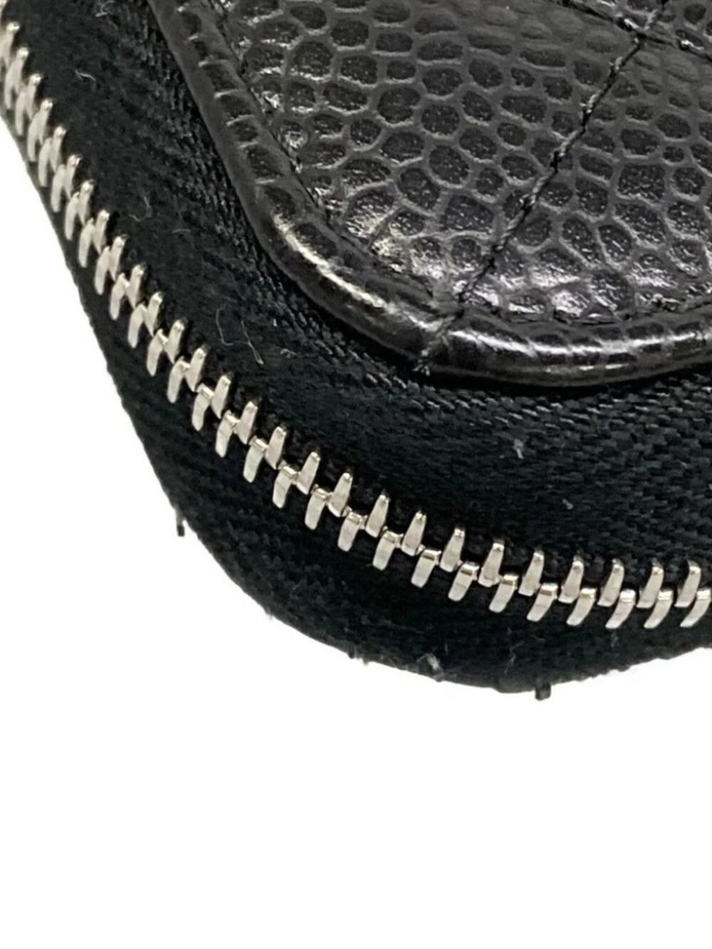 CHANEL Matelasse Black Calfskin Long Wallet - Picture 6 of 11